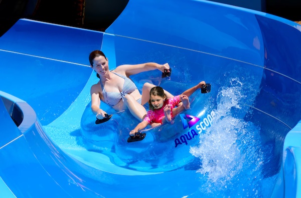 Reflex : toboggan à bouée aquascope